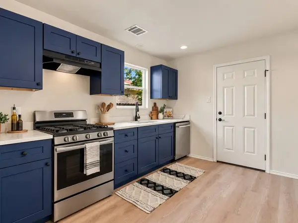 419 Vickers, San Antonio, TX 78211