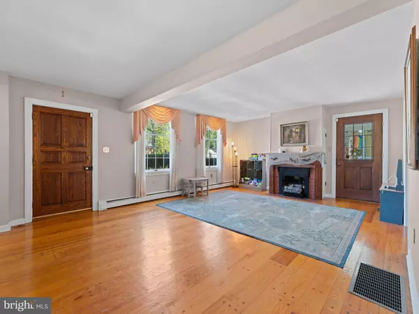 195 DELAWARE ST, Woodbury, NJ 08096