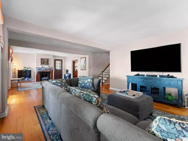 195 DELAWARE ST, Woodbury, NJ 08096