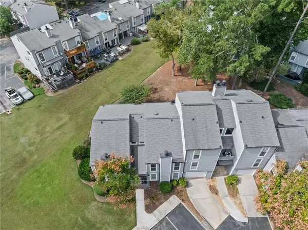 1039 Riverbend Club DR SE, Atlanta, GA 30339