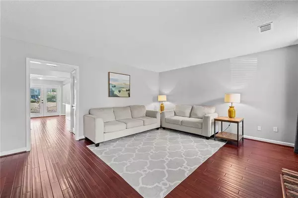 1039 Riverbend Club DR SE, Atlanta, GA 30339