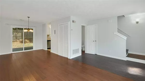 6964 Oakhill CIR, Austell, GA 30168