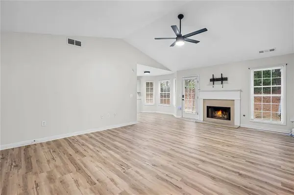 102 Natalie CT, Dallas, GA 30157