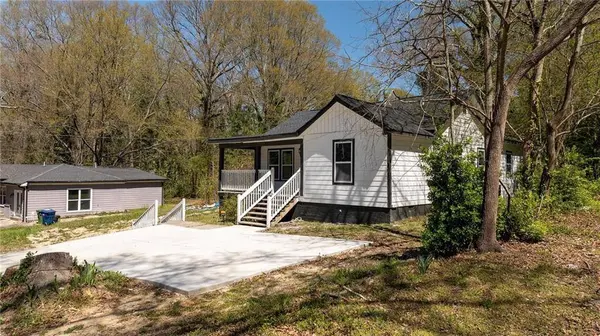 665 S Eugenia PL NW, Atlanta, GA 30318