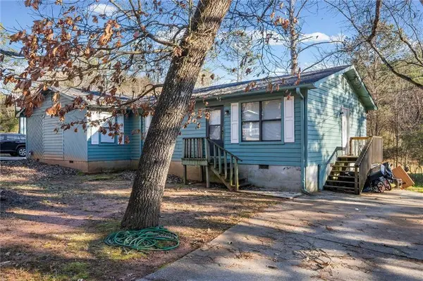 7117 Pineneedle DR SW, Covington, GA 30014