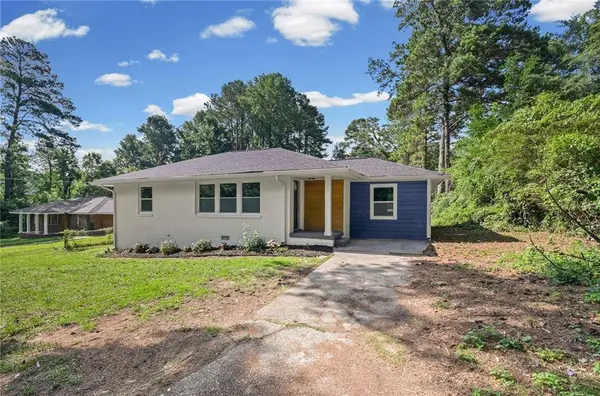 3253 Mcafee RD, Decatur, GA 30032