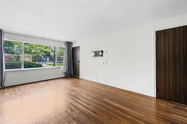 2240 Cheshire Bridge RD NE #207, Atlanta, GA 30324