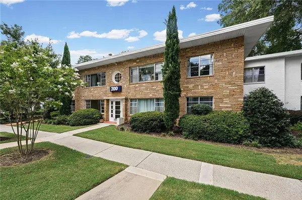 2240 Cheshire Bridge RD NE #207, Atlanta, GA 30324
