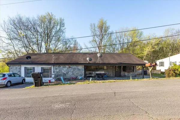 161 Orchard AVE, Rossville, GA 30741