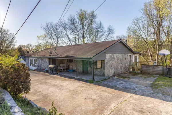 161 Orchard AVE, Rossville, GA 30741