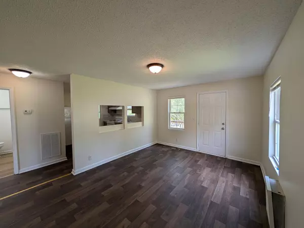 185 Orchard AVE, Rossville, GA 30741