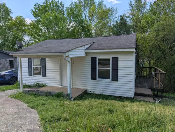 185 Orchard AVE, Rossville, GA 30741