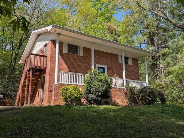 2765 Tanglewood DR, Chattanooga, TN 37415