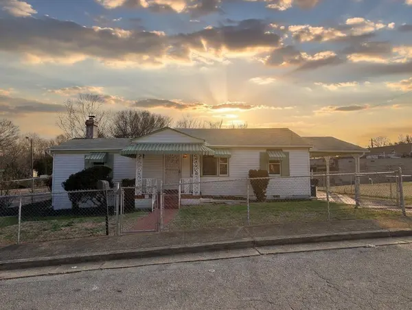 3712 West AVE, Chattanooga, TN 37410
