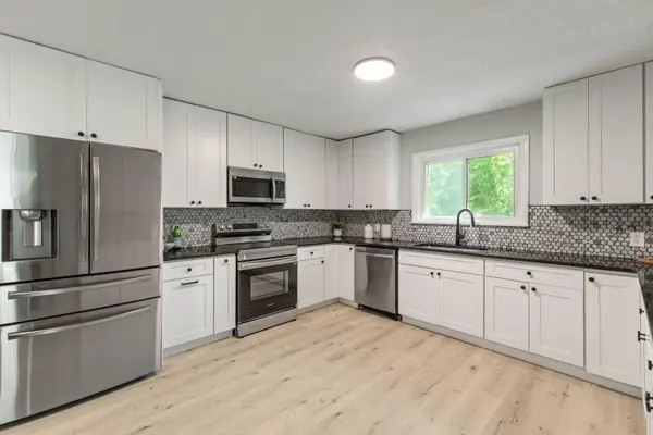 208 Flora CIR, Chattanooga, TN 37415