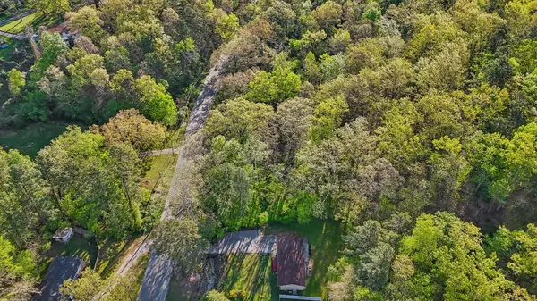 1018 Shallowford RD, Chattanooga, TN 37411