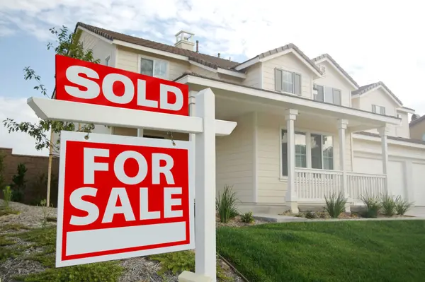 Kalina Mestas Military Realtor Las Vegas Real Estate (5)