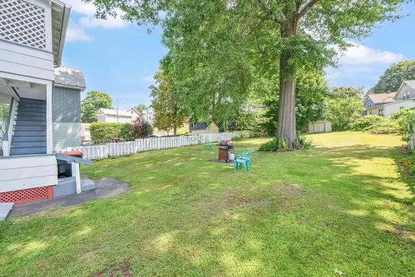 7 Lamb Street, South Hadley, MA 01075