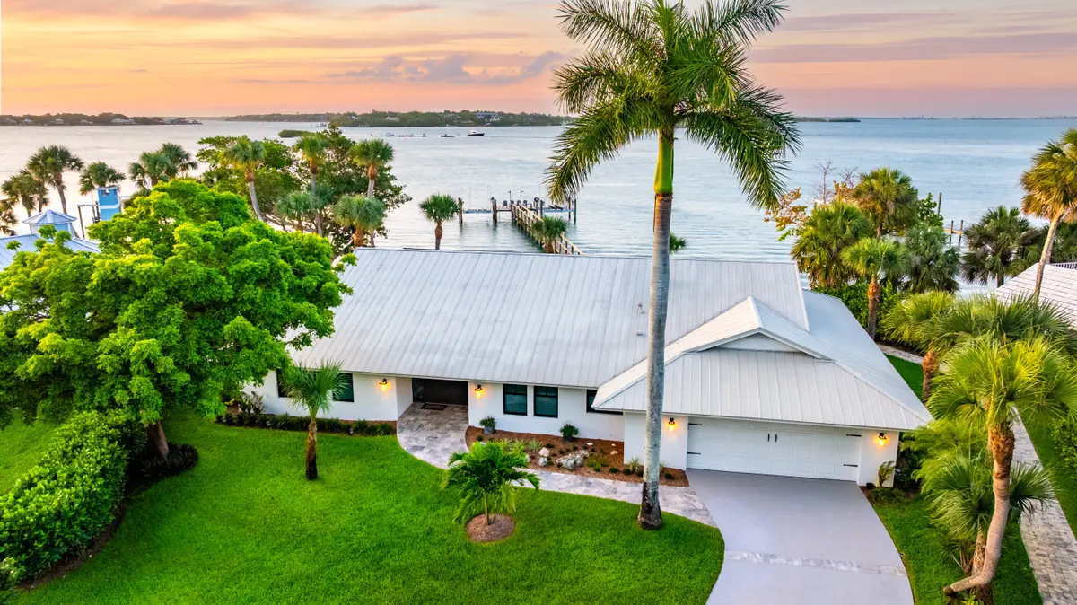3501 SE Kubin Ave, Stuart, FL 34997-2502