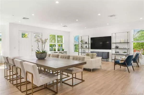 55 SE Seminole ST #1A, Stuart, FL 34994