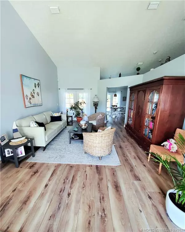 3285 SE Pinto ST, Port St Lucie, FL 34984