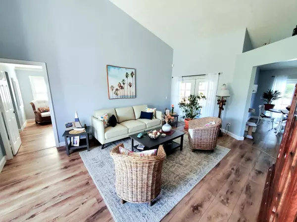 3285 SE Pinto ST, Port Saint Lucie, FL 34984