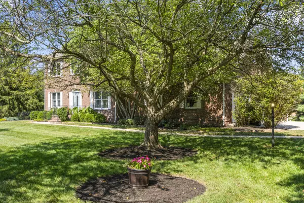 233 Quail Run Drive, Georgetown, KY 40324