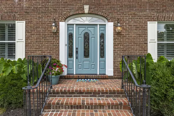 233 Quail Run Drive, Georgetown, KY 40324