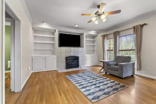 928 Fiddler Creek Way, Lexington, KY 40515