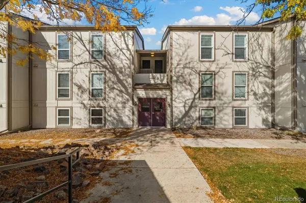 7275 S Xenia CIR #F, Centennial, CO 80112