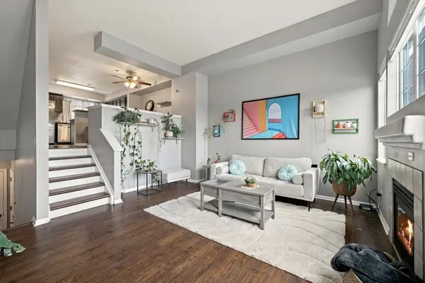 Main Living Area w Fireplace