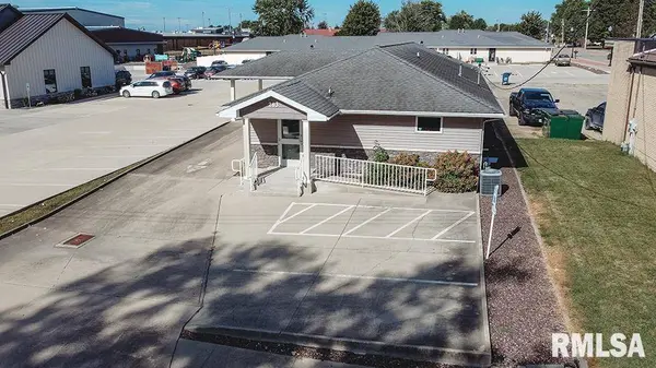 203 S MAIN ST, Dieterich, IL 62424