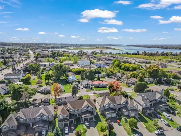 132 Dahlia ST, Clarence-rockland, ON K4K 0G1