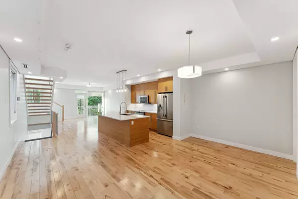 36 Ontario ST, Overbrook - Castleheights And Area, ON K1K 1L1