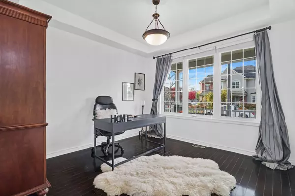 3454 River Run AVE, Barrhaven, ON K2J 0R8