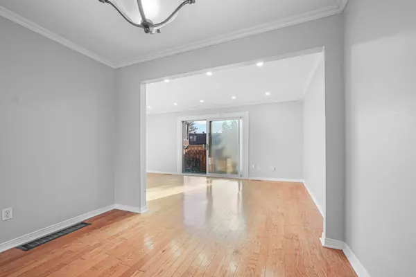 890 Cahill DR W #10, Hunt Club - Windsor Park Village And Area, ON K1V 9A4