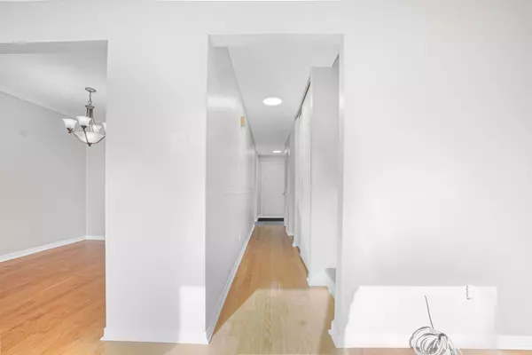 890 Cahill DR W #10, Hunt Club - Windsor Park Village And Area, ON K1V 9A4