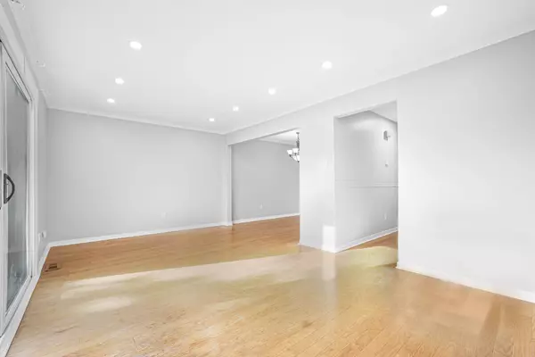 890 Cahill DR W #10, Hunt Club - Windsor Park Village And Area, ON K1V 9A4