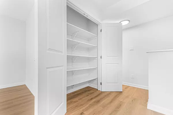 301 Glenroy Gilbert DR #9, Barrhaven, ON K2J 7N6