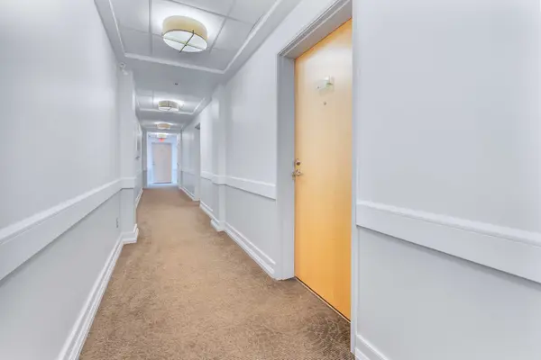 220 Kennevale Dr #308, Ottawa, ON K2J 6B6