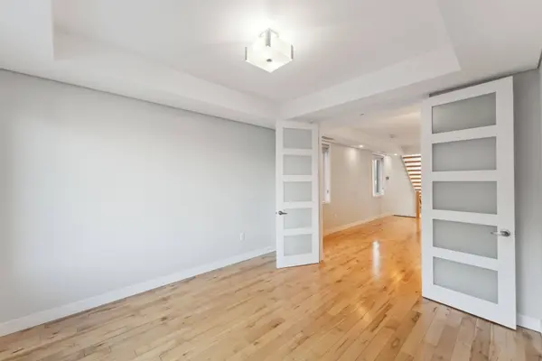 36 Ontario ST, Overbrook - Castleheights And Area, ON K1K 1L1