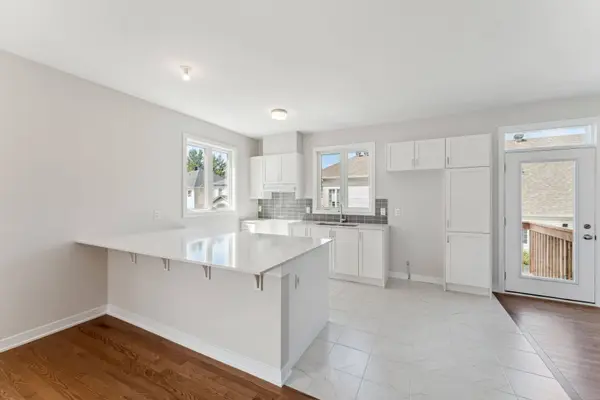 309 Falsetto ST, Orleans - Convent Glen And Area, ON K1W 0S5