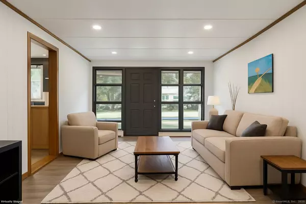 8 Ellis Road, Enfield, CT 06082