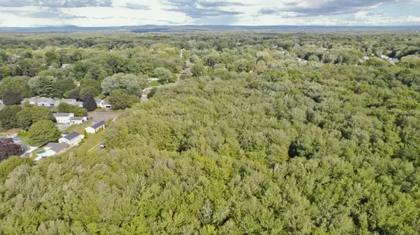 86 Weymouth Road, Enfield, CT 06082