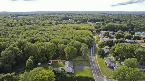 86 Weymouth Road, Enfield, CT 06082