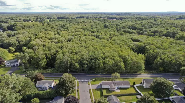 86 Weymouth Road, Enfield, CT 06082