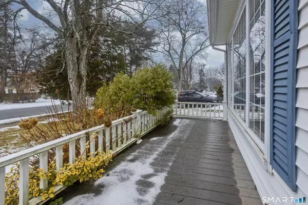 39 Perry Lane, Enfield, CT 06082