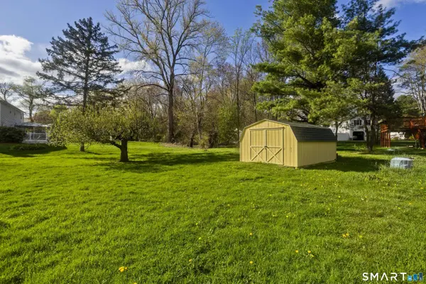 4 Winthrop Road, Windsor, CT 06095