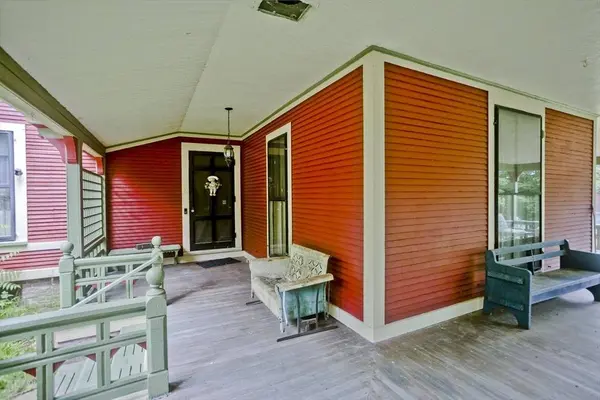 2 Crescent Hl, Springfield, MA 01105
