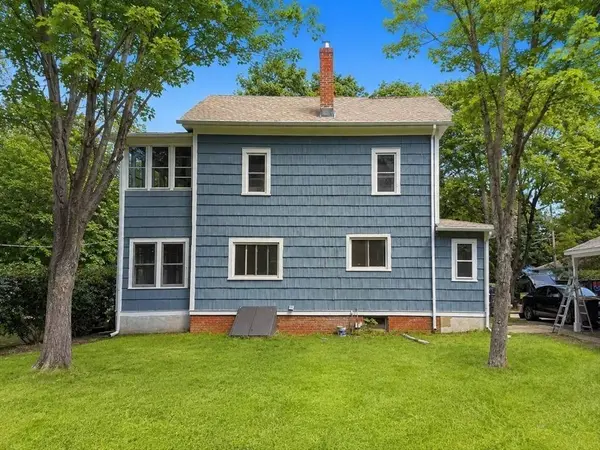 45 Bellevue Ave, Longmeadow, MA 01106
